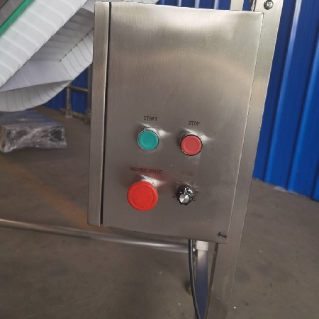 鏈板成品輸送機(jī)