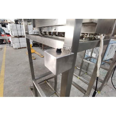 振動(dòng)給料機(jī)2