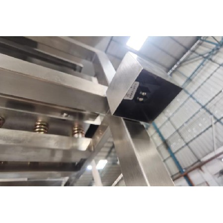 振動(dòng)給料機(jī)2
