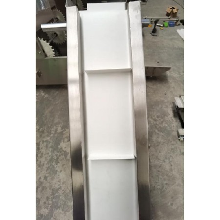 成品輸送機6